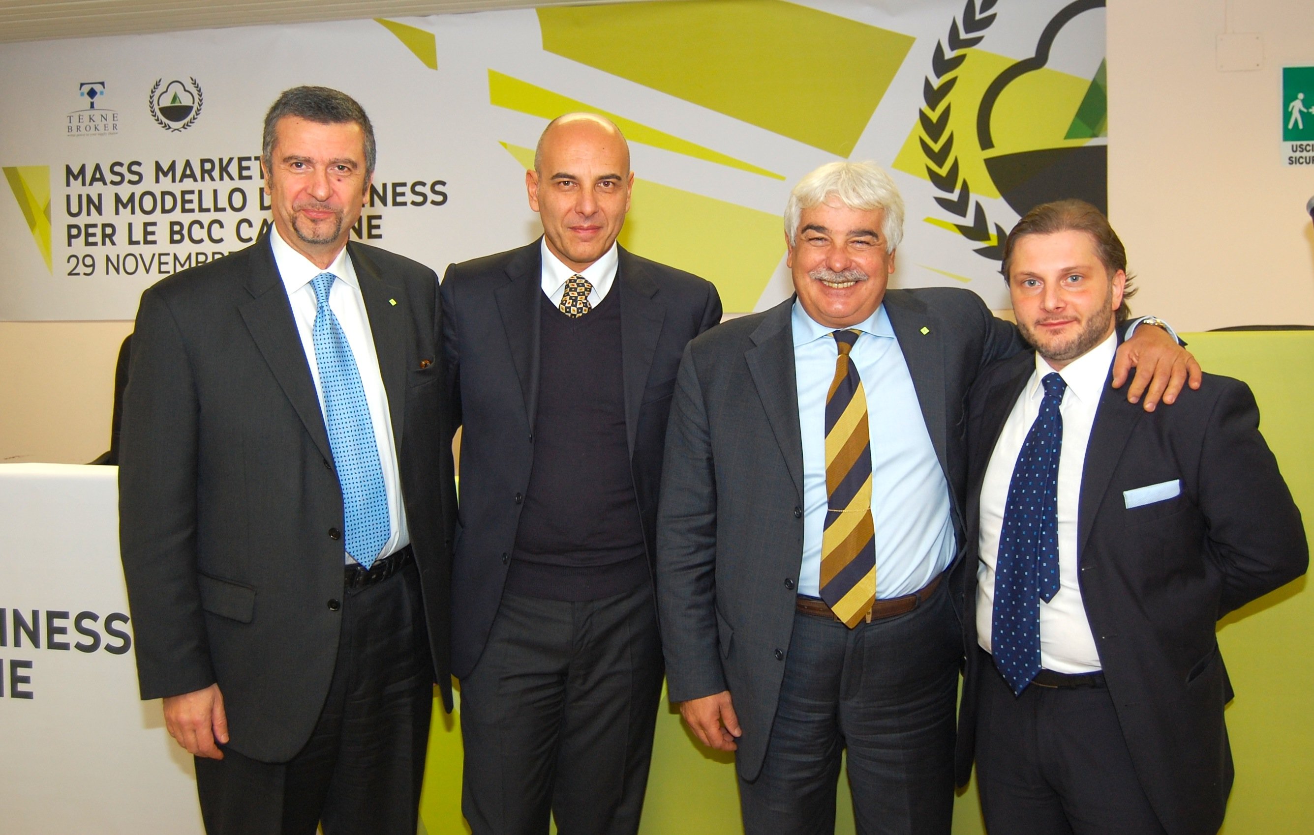 Da sinistra a destra: Dottor Francesco Ilgrande - ACE, Signor Luigi Stabile - Tékne Broker, Dottor Fabrizio Capardon - ACE, Dottor Pierpaolo La Via - Tékne Broker